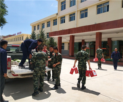 一家親│興海銅鑫慰問部隊官兵，共話軍企團結(jié)魚水情